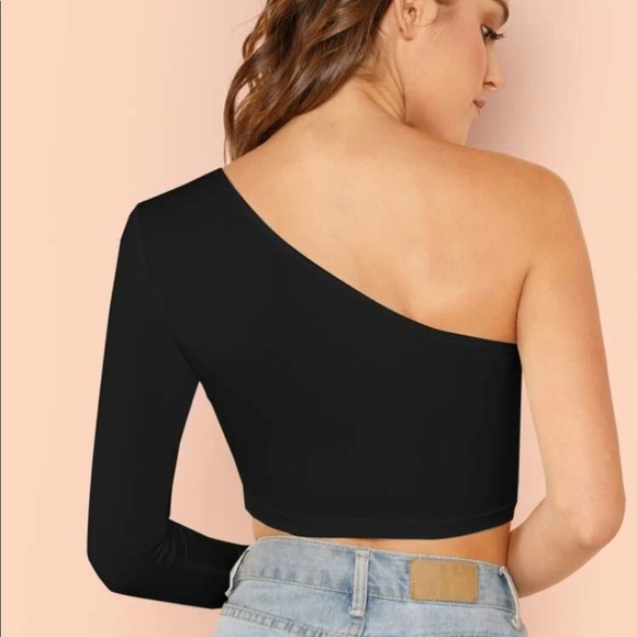 One Shoulder Crop Top - Picture 2 of 5